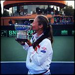 Нажмите на изображение для увеличения.
Название: 01102013_Kasatkina_s_kubkom.jpg
Просмотров: 17
Размер: 32.9 Кб
ID: 7970